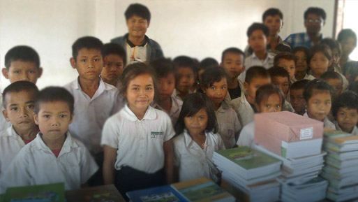 Conduzindo projetos de educação, cuidados de saúde e estilo de vida sustentável nas Filipinas